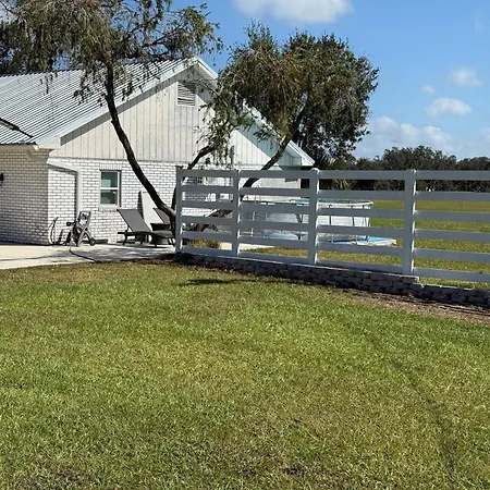 Studio B Polk City Exterior foto